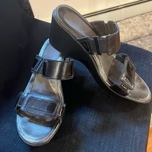 Naot size 50 sandal black